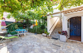 Beautiful Apartment In Punat With Wifi